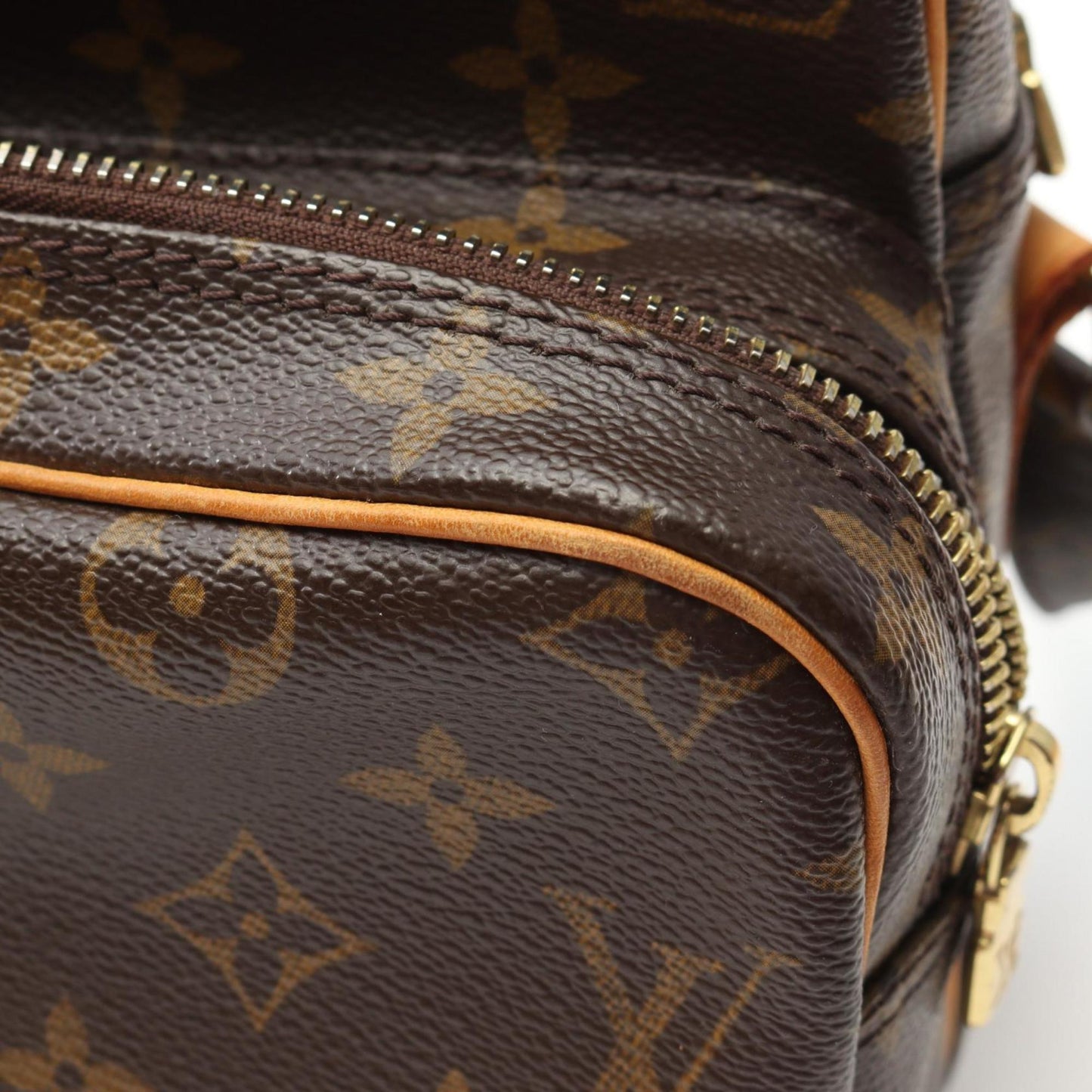 Louis Vuitton Nile, Brown, Canvas, shoulder