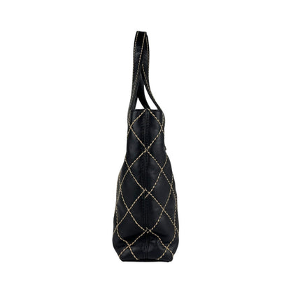 Chanel V-Stich, Black, Leather, tote