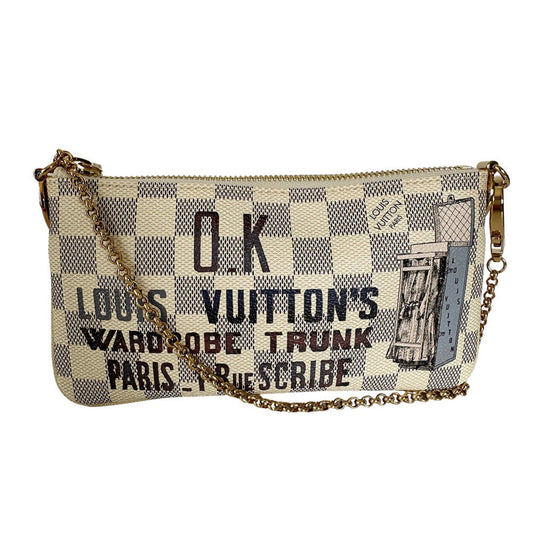 Louis Vuitton Milla, White, Canvas, clutch