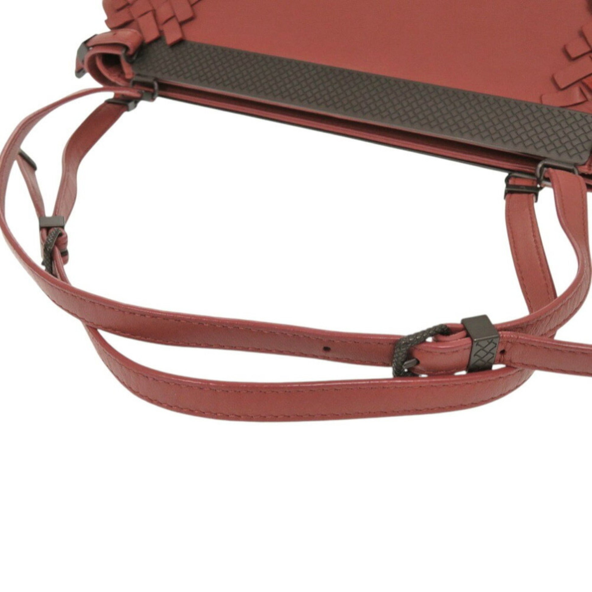 Bottega Veneta Intrecciato, Burgundy, Leather, shoulder