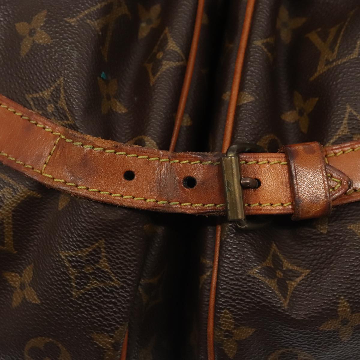 Louis Vuitton Saumur 35, Brown, Canvas, shoulder