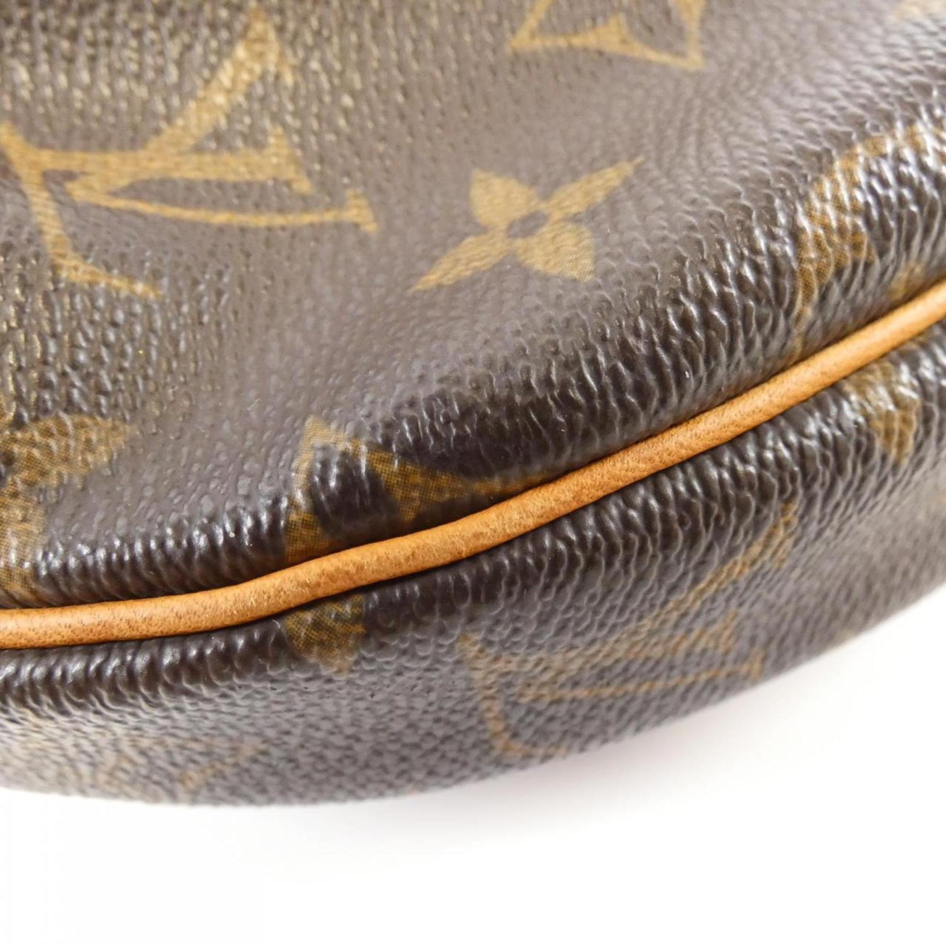 Louis Vuitton Croissant, Brown, Canvas, shoulder