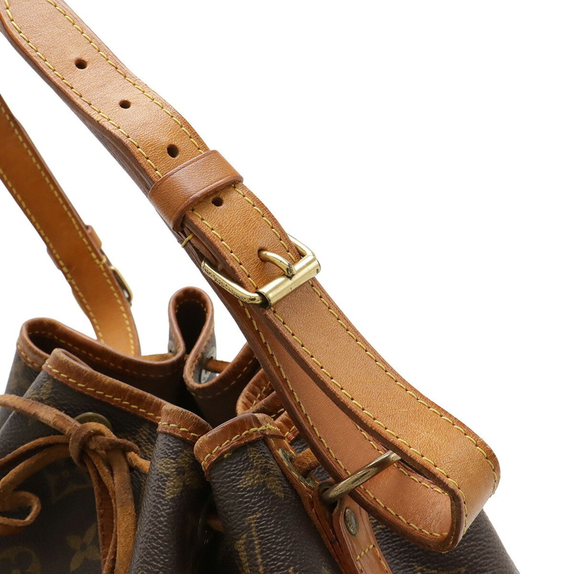 Louis Vuitton Petit Noé, Brown, Canvas, shoulder