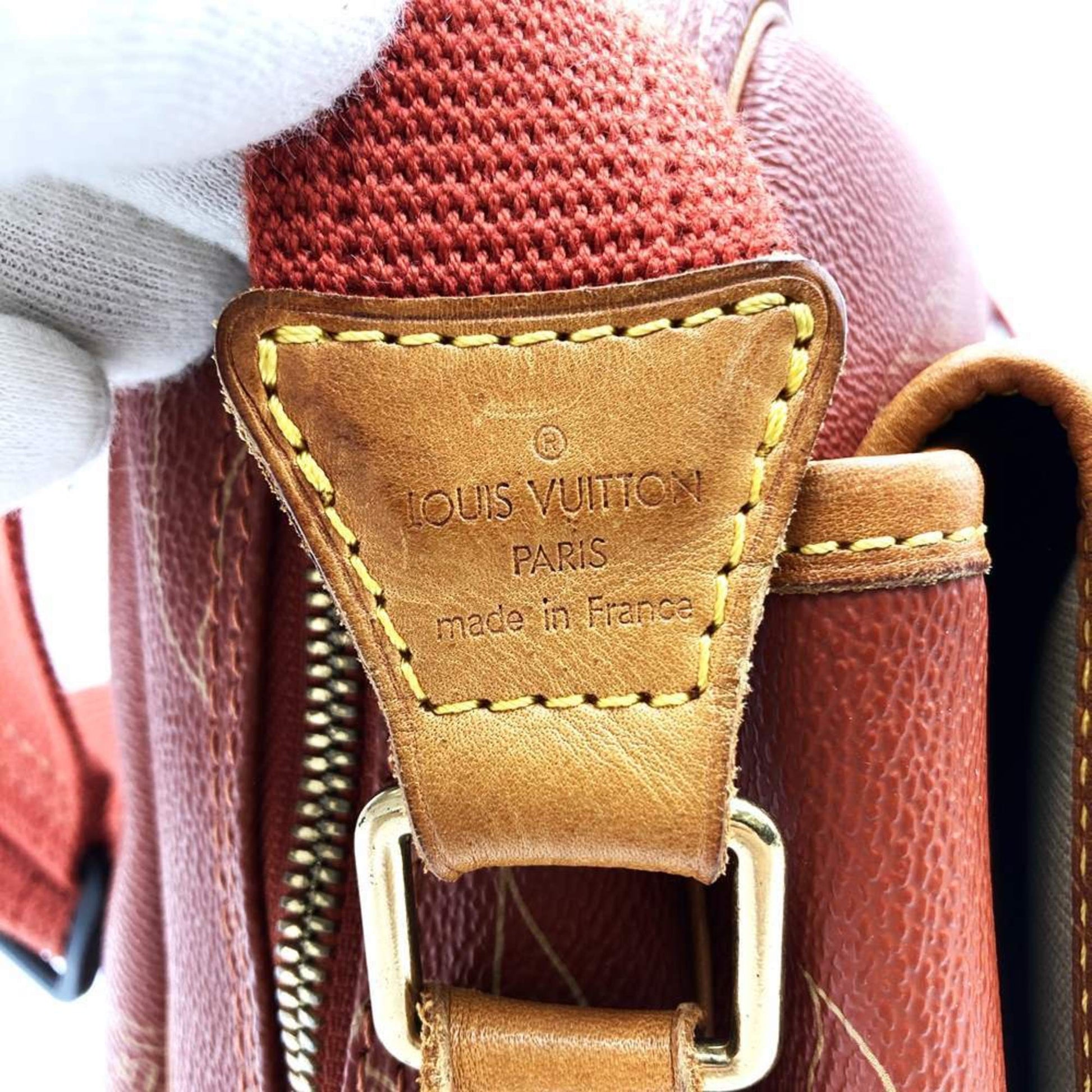 Louis Vuitton Messenger, Orange, Canvas, shoulder