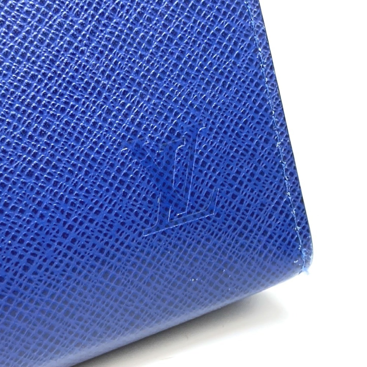 Louis Vuitton Pochette voyage, Blue, Leather, clutch