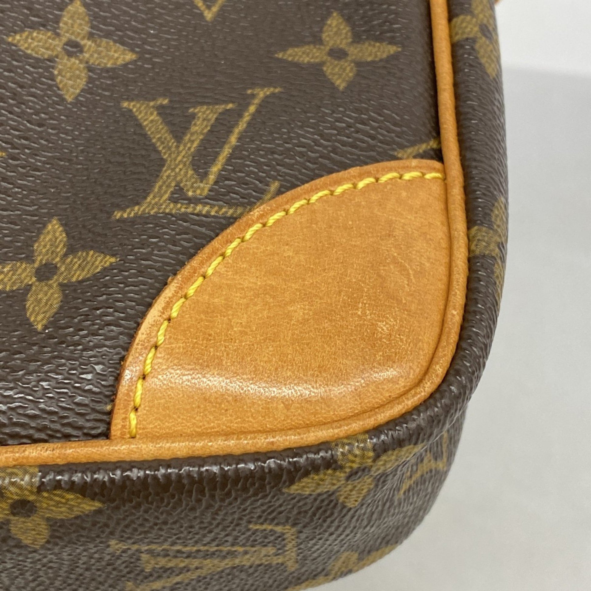 Louis Vuitton Danube, Brown, Canvas, shoulder