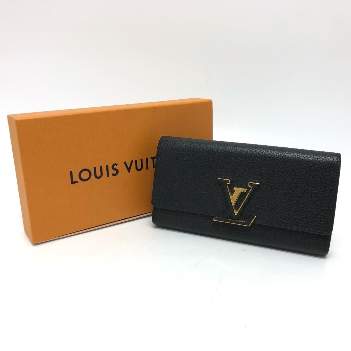Louis Vuitton Capucines, Black, Leather, wallet
