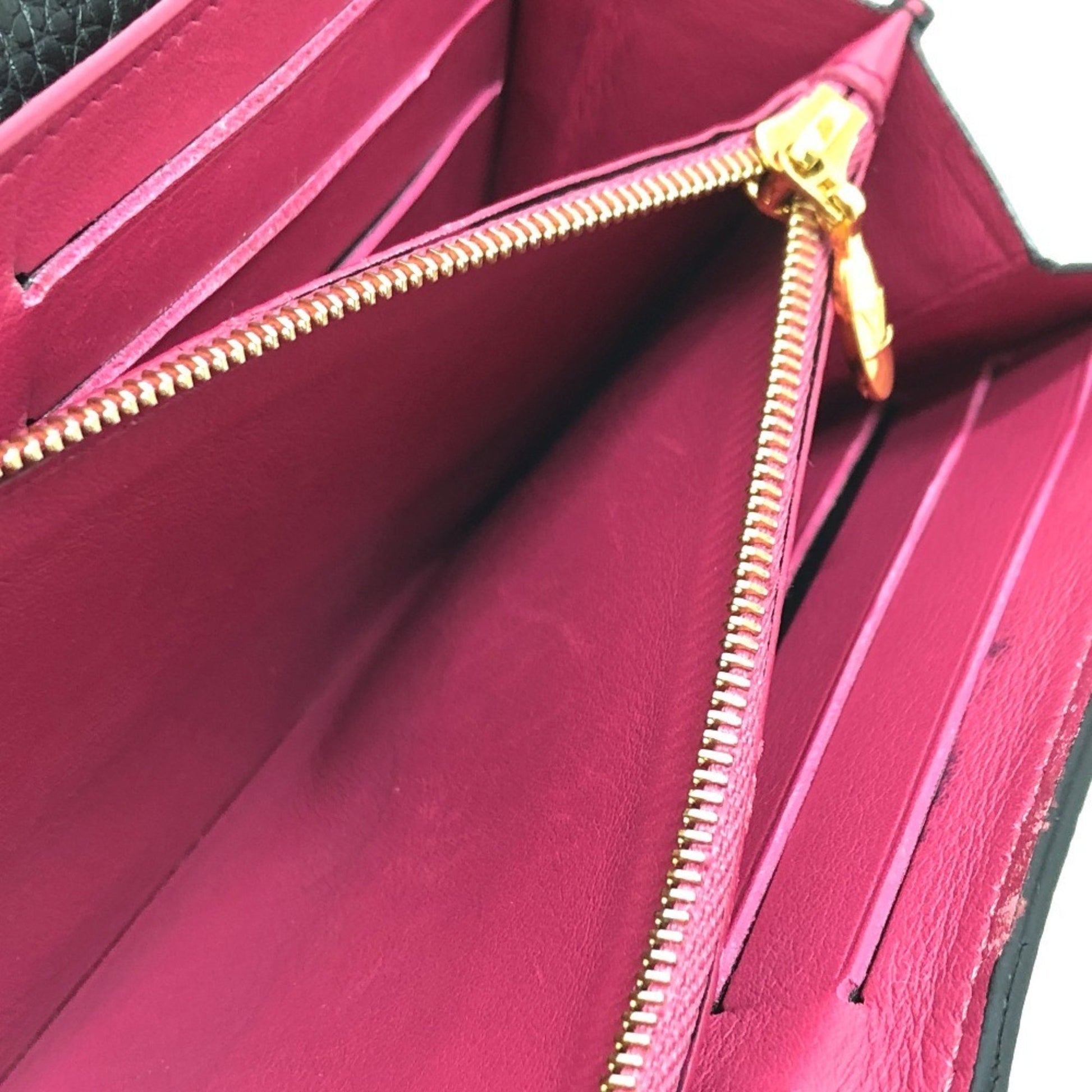 Louis Vuitton Capucines, Black, Leather, wallet