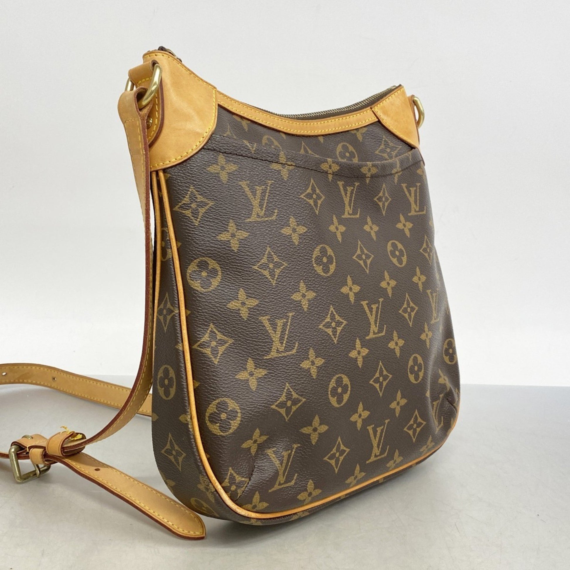 Louis Vuitton Odéon, Brown, Canvas, shoulder