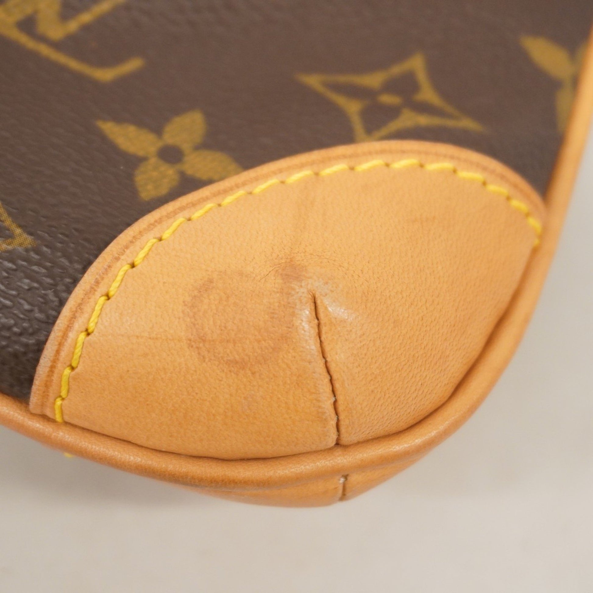Louis Vuitton Coussin, Brown, Canvas, shoulder