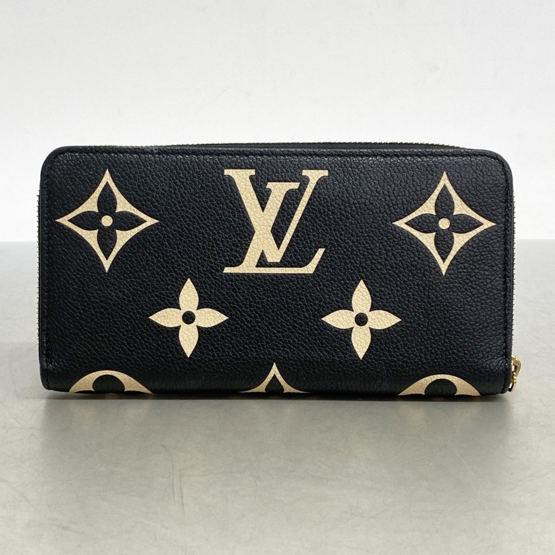 Louis Vuitton Zippy, Black, Leather, wallet