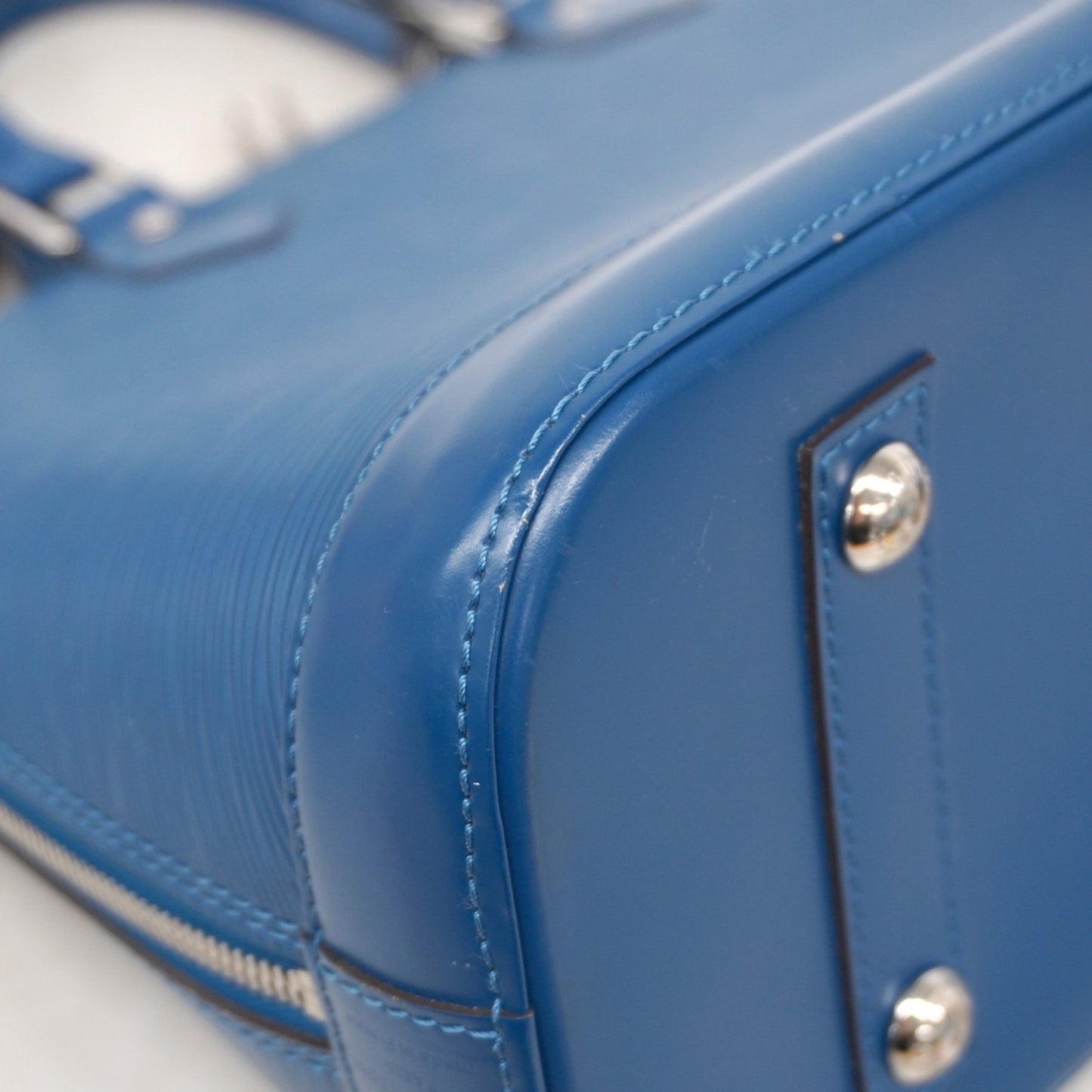 Louis Vuitton Alma, Blue, Leather, handbag