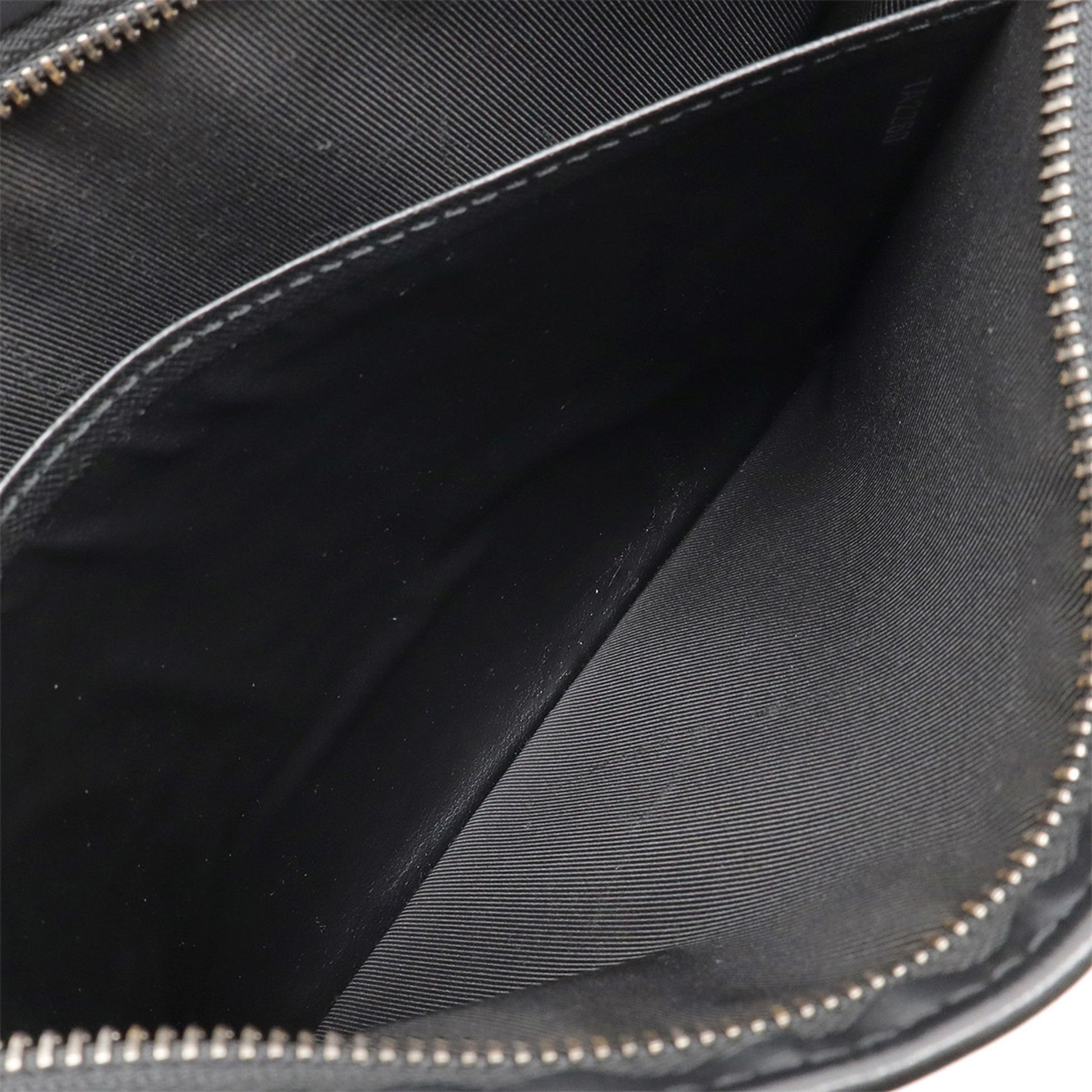 Louis Vuitton Pochette voyage, Black, Canvas, clutch