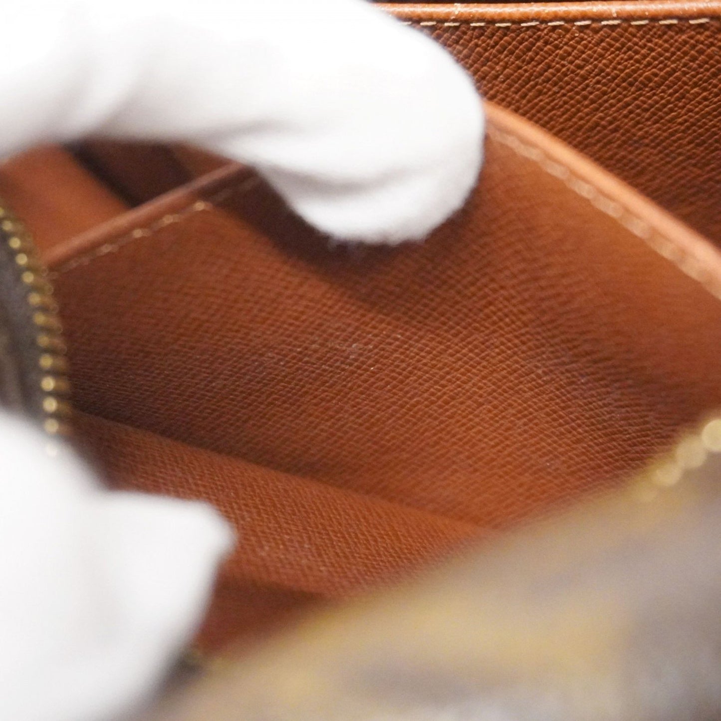 Louis Vuitton Cité, Brown, Canvas, shoulder