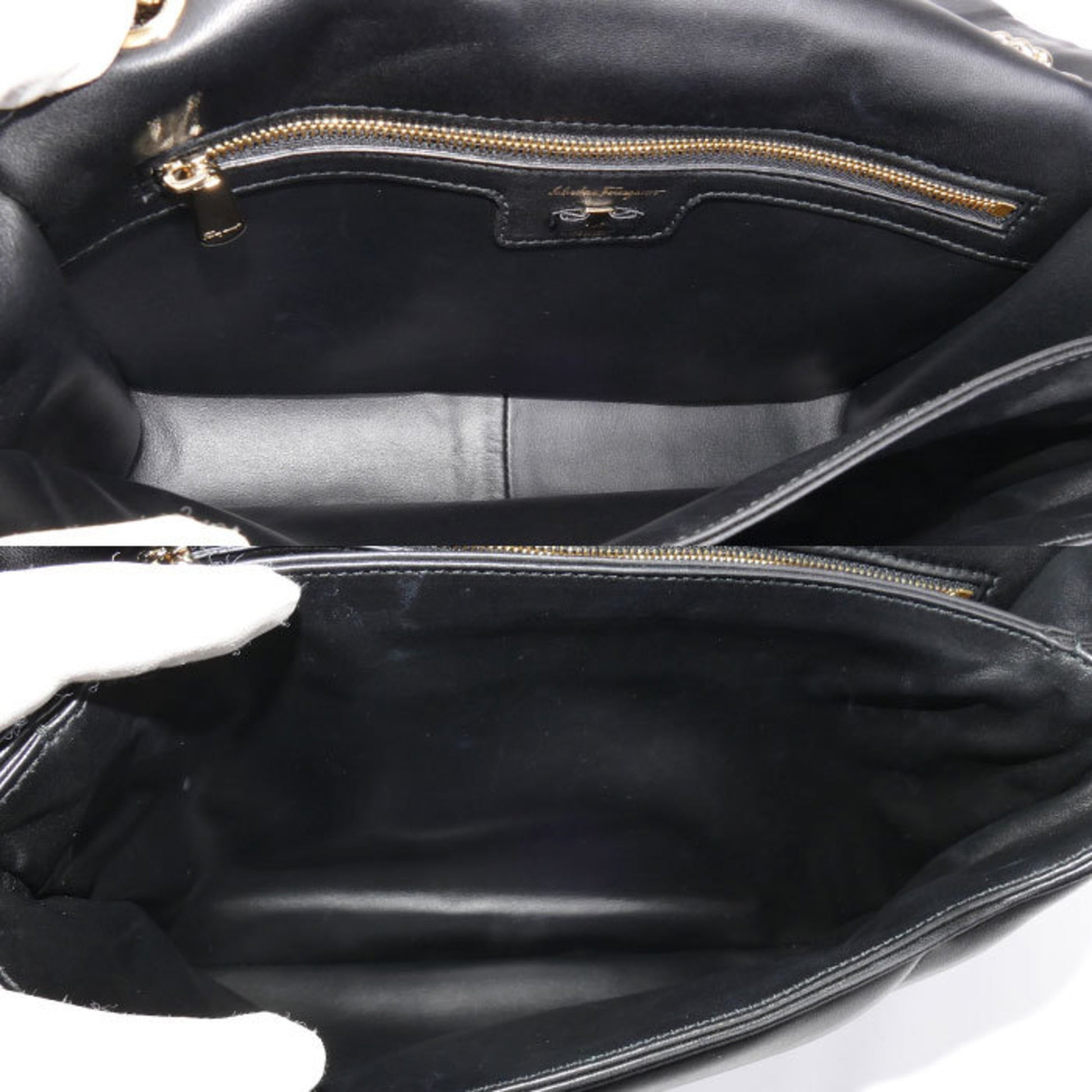Salvatore Ferragamo Vara, Black, Leather, shoulder