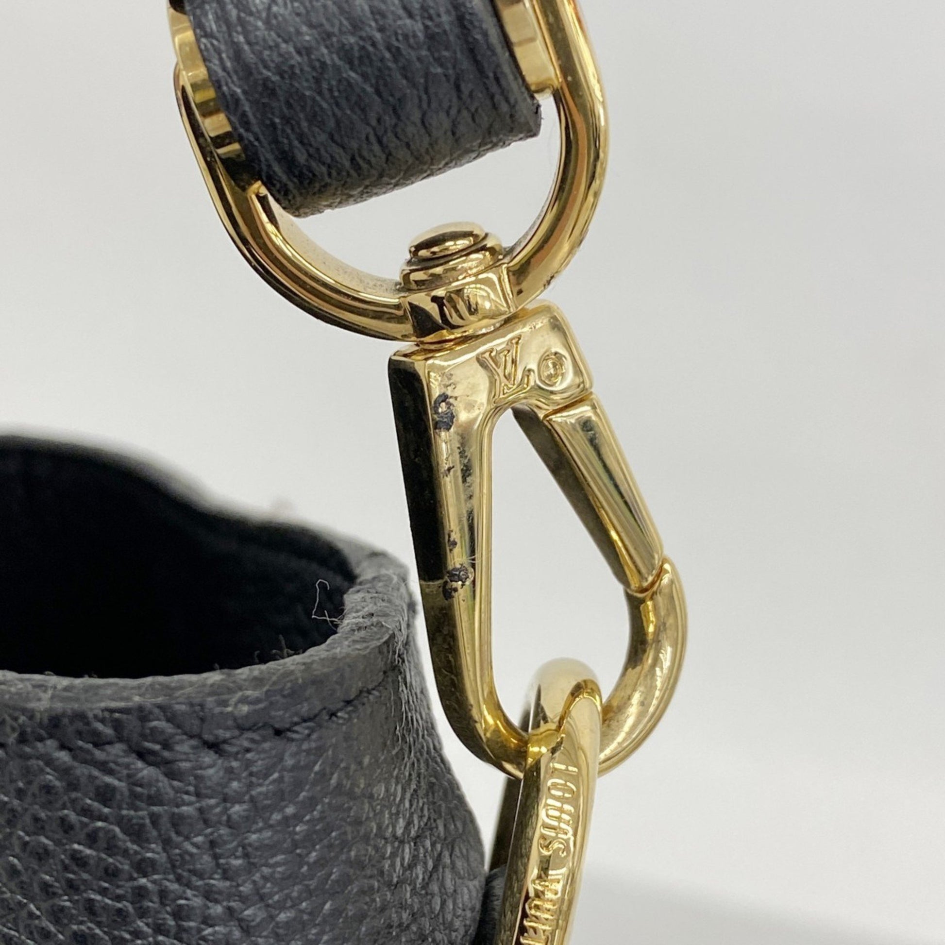 Louis Vuitton Bagatelle, Black, Leather, shoulder