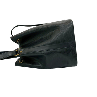 Louis Vuitton Petit Noé, Black, Leather, shoulder