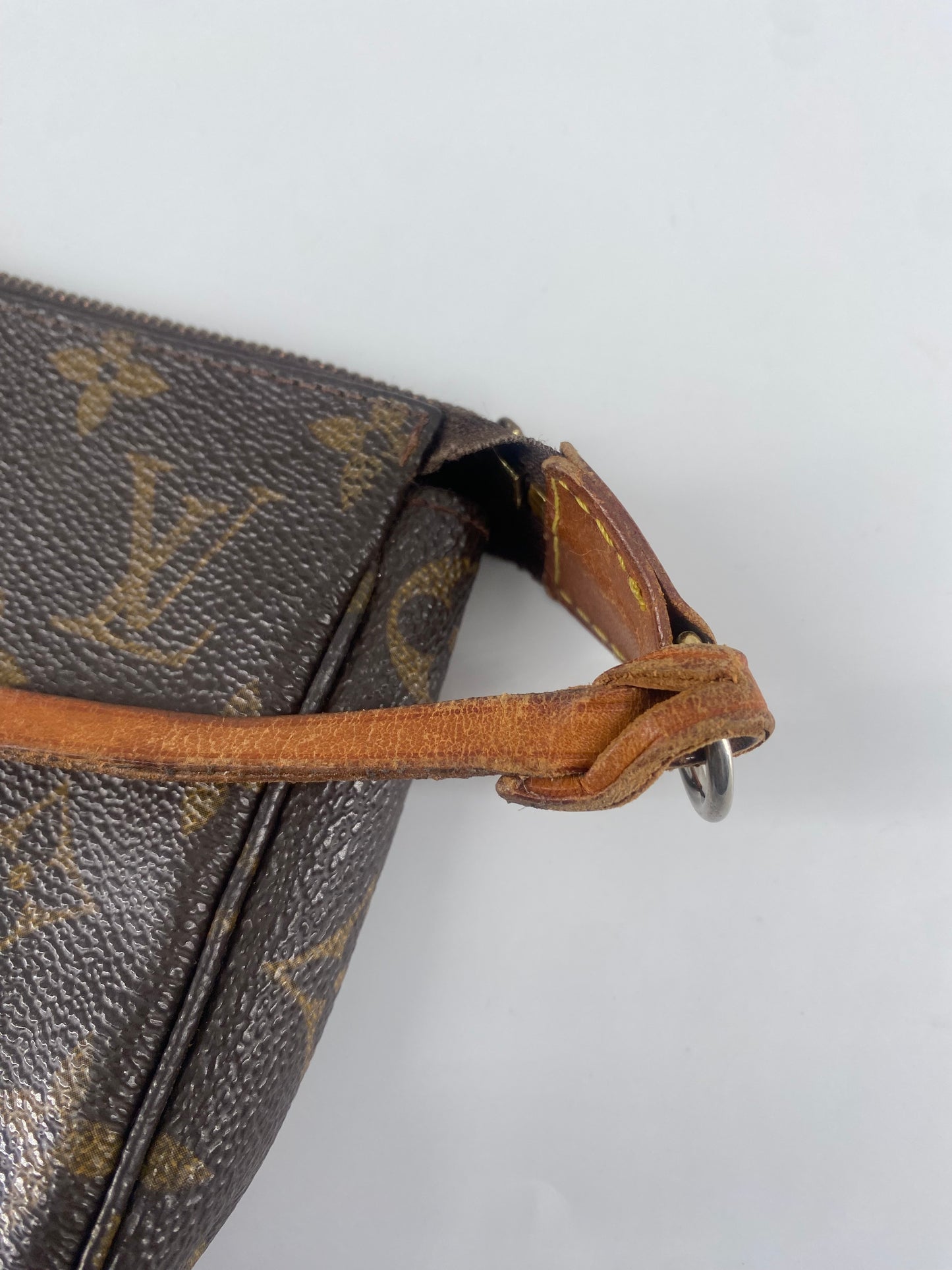 Louis Vuitton Pochette Accessoires Monogram Canvas, BROWN, CANVAS, Clutche & pouche