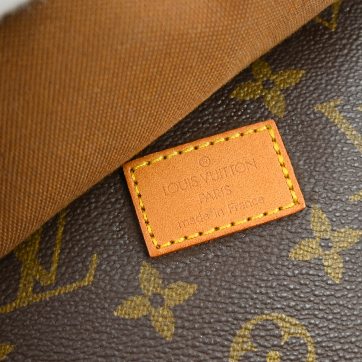 Louis Vuitton Saumur Monogram Canvas, Brown, Canvas, Shoulder Bag