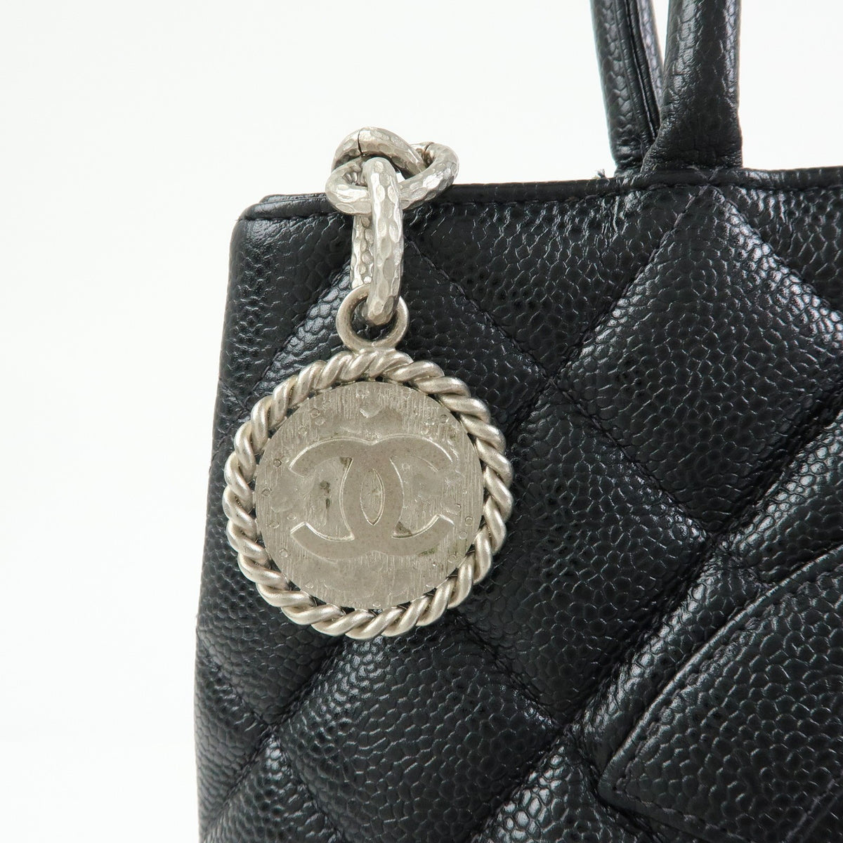 Chanel Medallion Caviar skin, Black, Leather, Tote Bag
