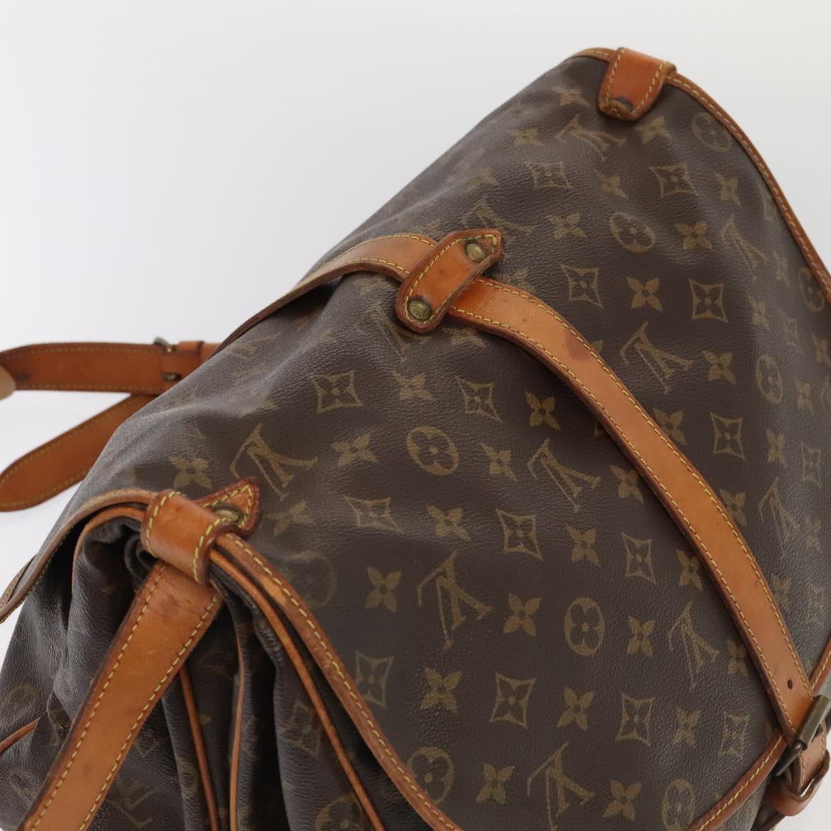 Louis Vuitton Saumur 35, Brown, Canvas, shoulder