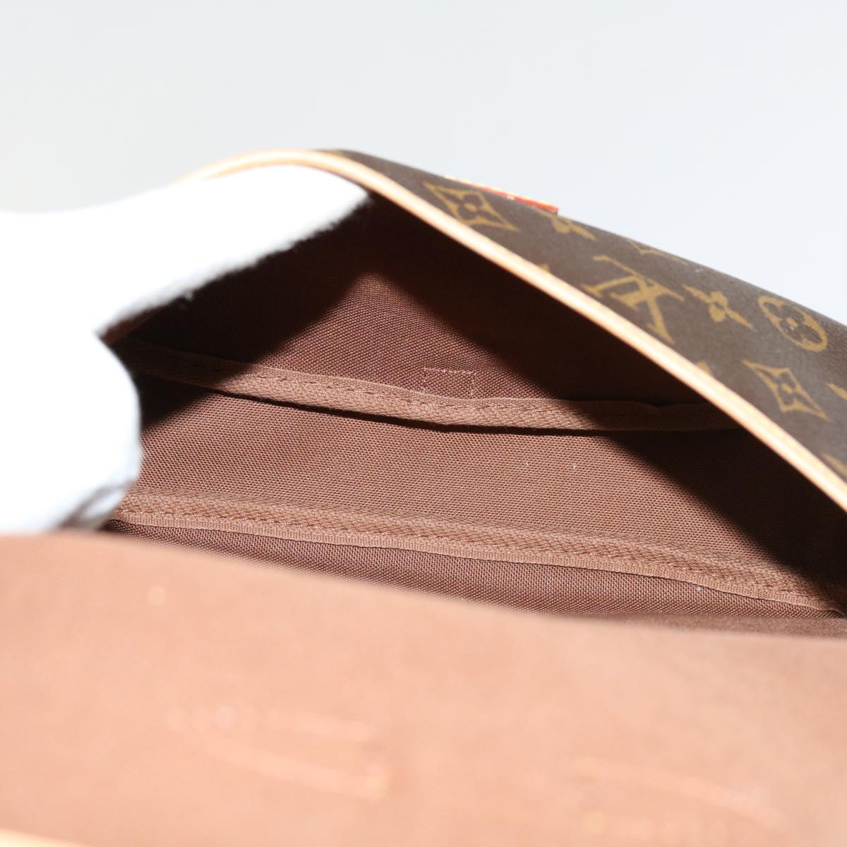 Louis Vuitton Saumur, Brown, Canvas, shoulder