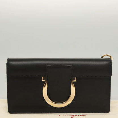 Salvatore Ferragamo Thalia, Black, Leather, shoulder