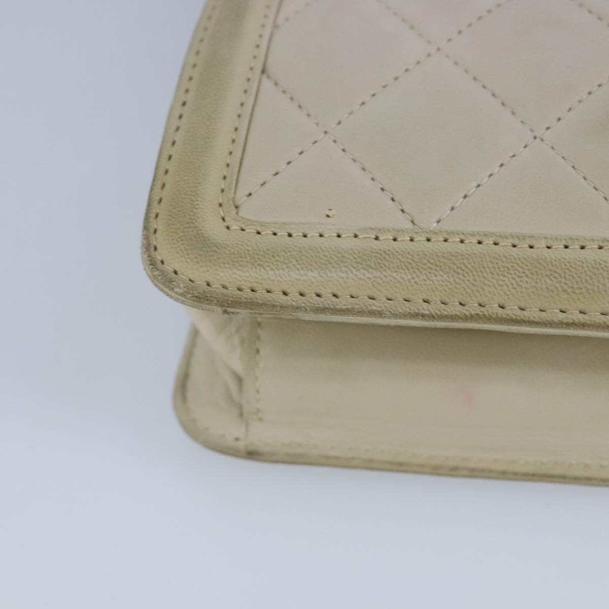 Chanel, Beige, Leather, shoulder