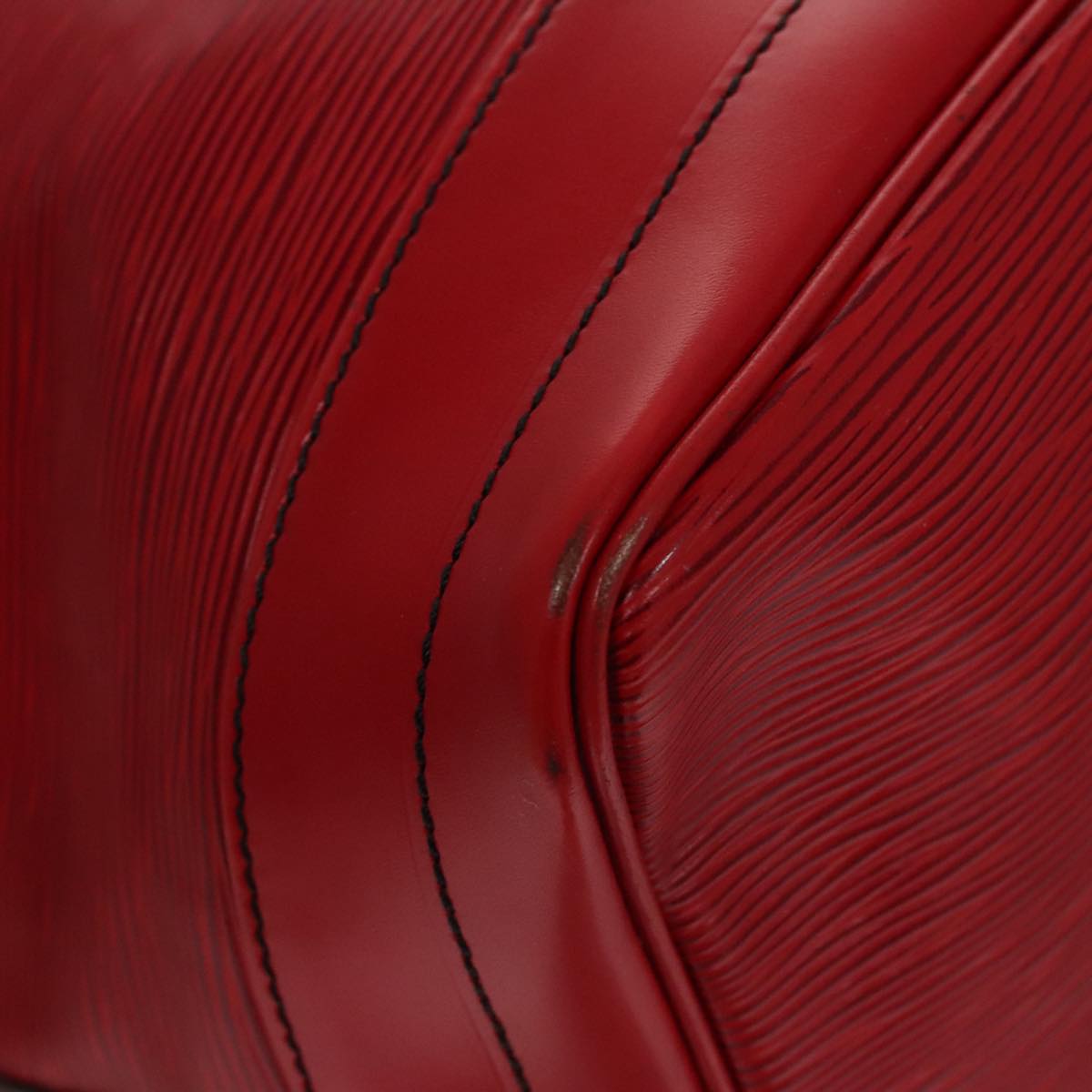 Louis Vuitton Noe, Red, Leather, shoulder