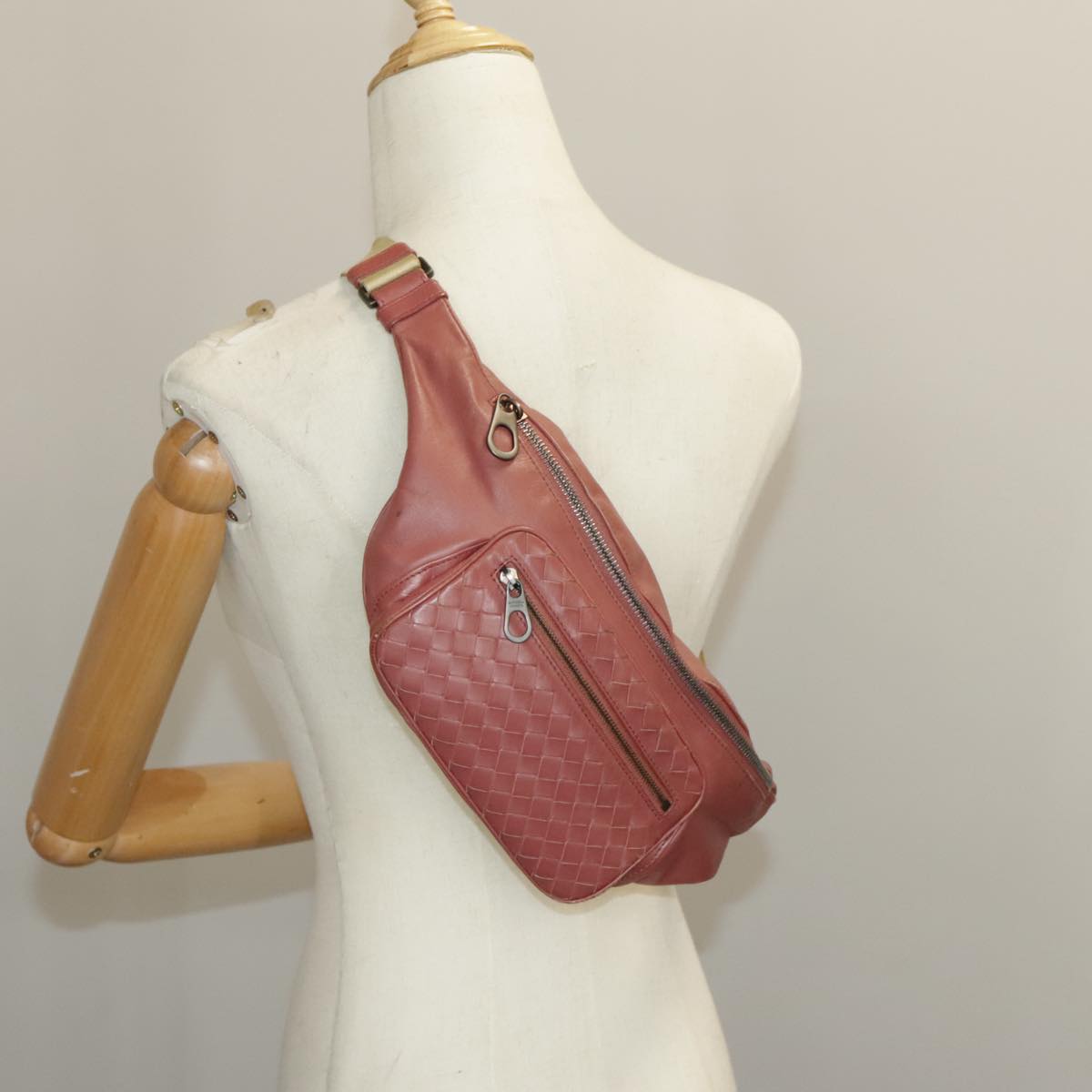 Bottega Veneta Intrecciato, Pink, Leather, shoulder