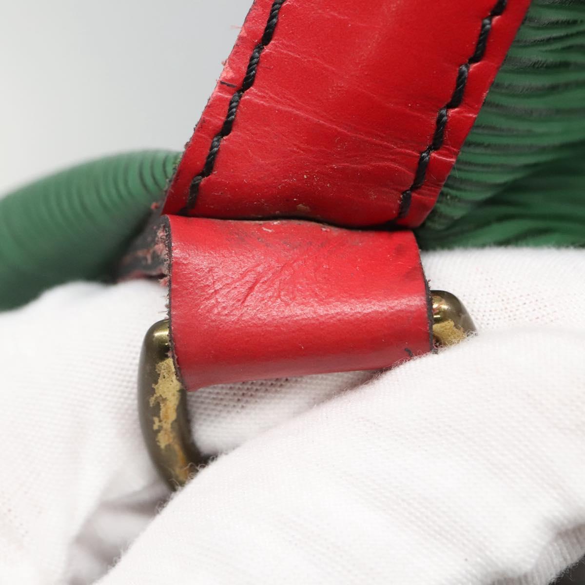 Louis Vuitton Noe, Green, Leather, shoulder