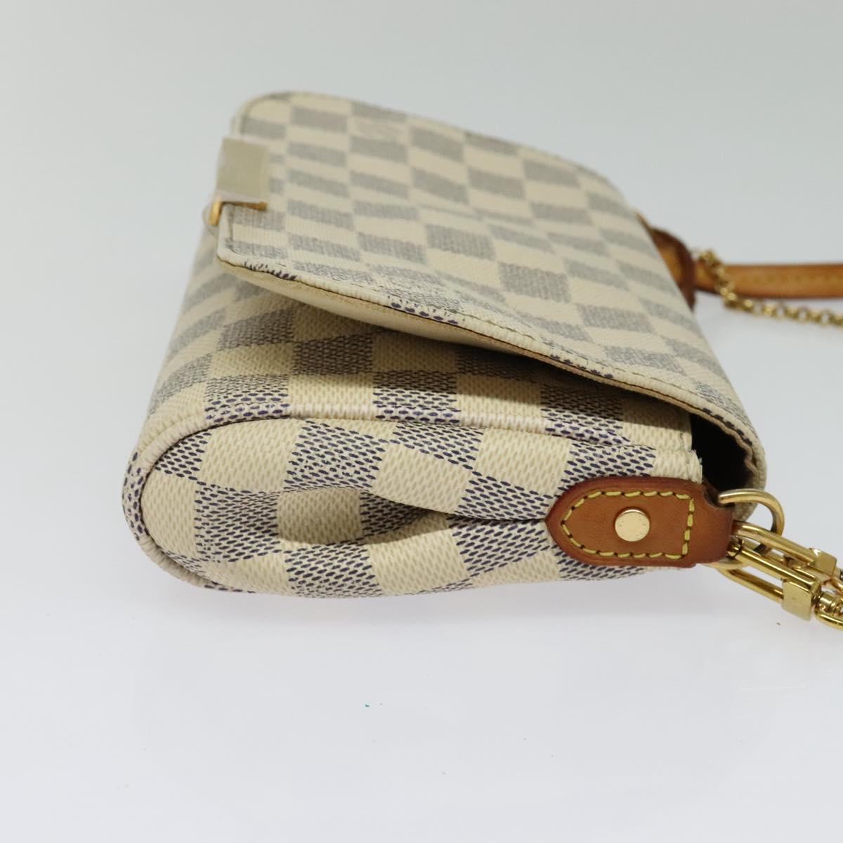 Louis Vuitton Favorite, White, Canvas, shoulder