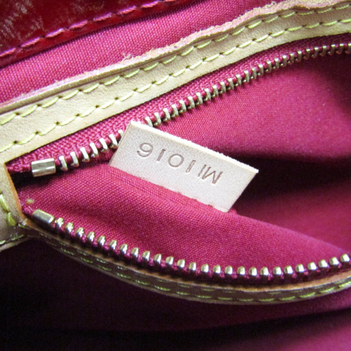 Louis Vuitton Reade Monogram Vernis, Red, Patent Leather, Handbag