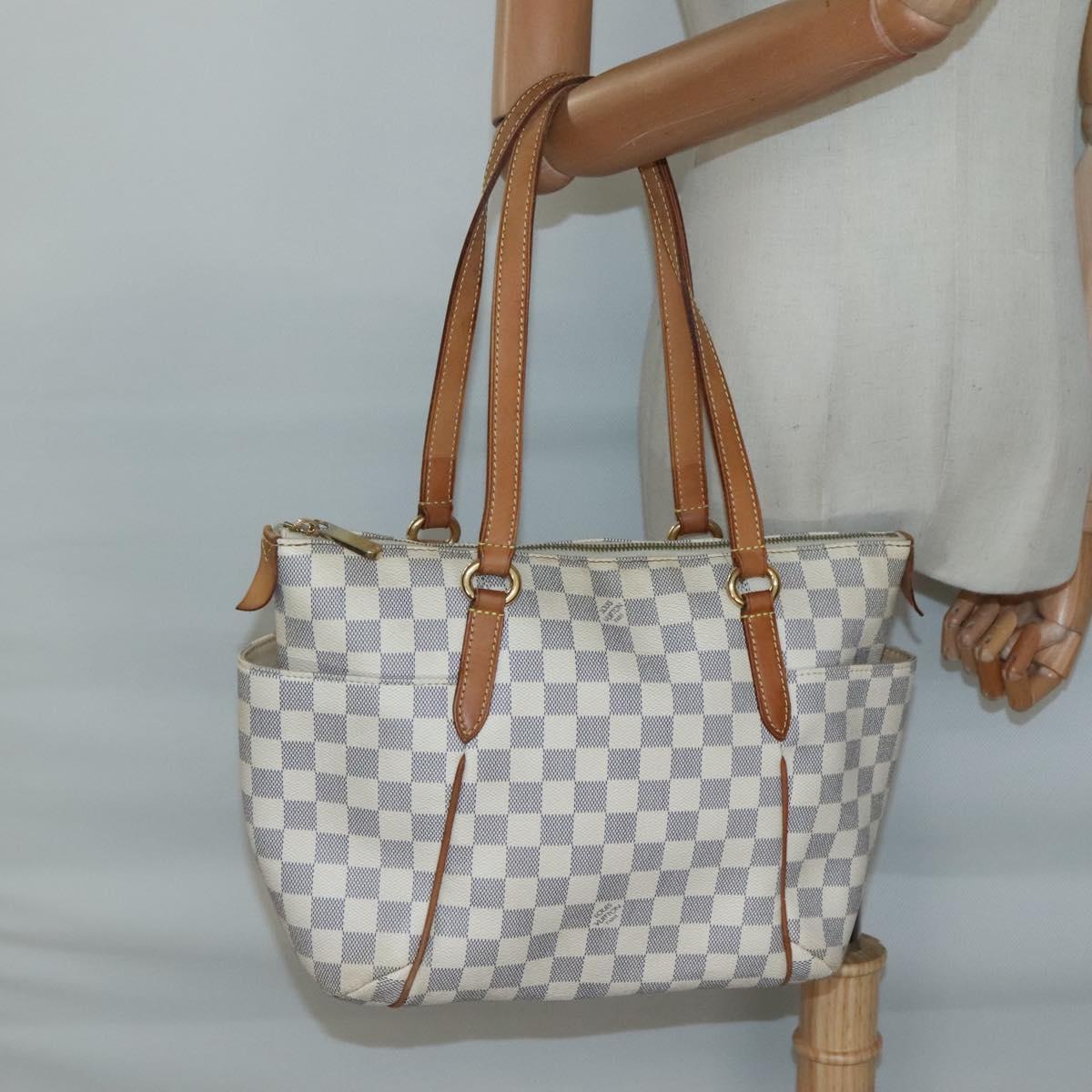 Louis Vuitton Totally, White, Canvas, tote