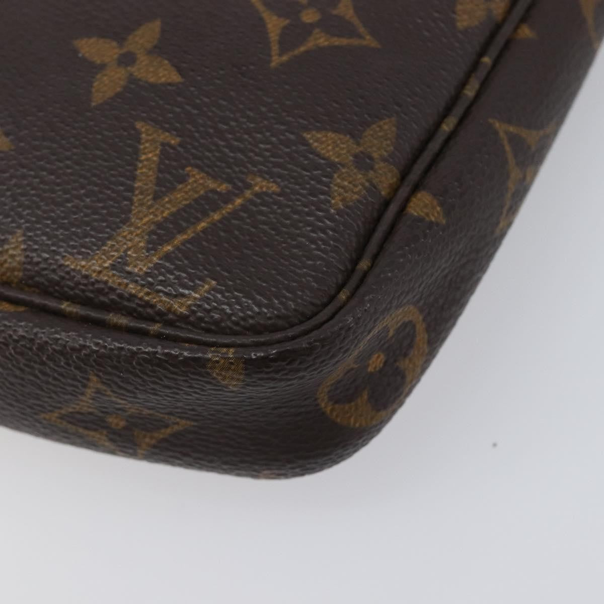 Louis Vuitton Pochette Accessoires Monogram Canvas, Multicolour, Canvas, Clutch