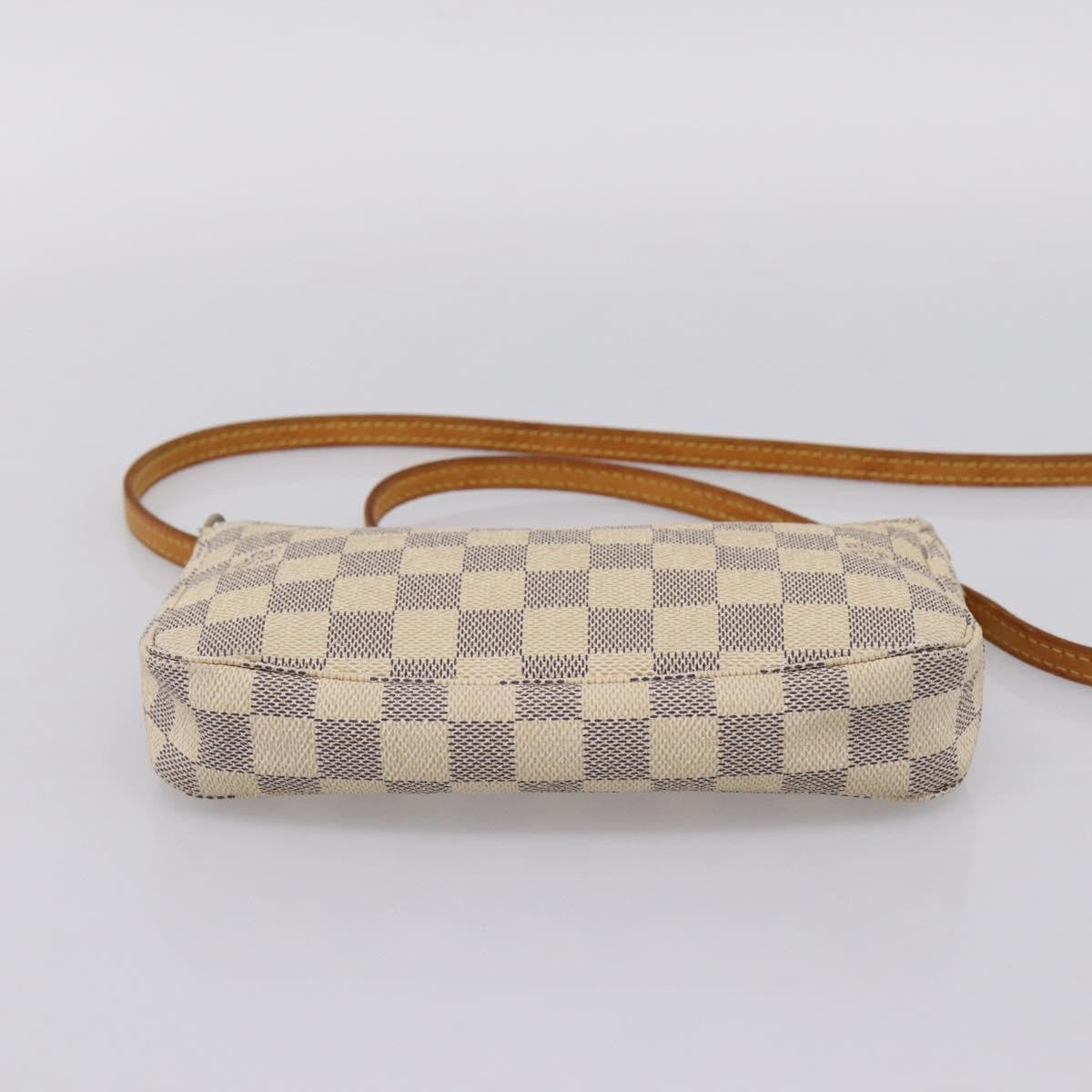 Louis Vuitton Pochette Accessoires Damier, White, Canvas, Clutch