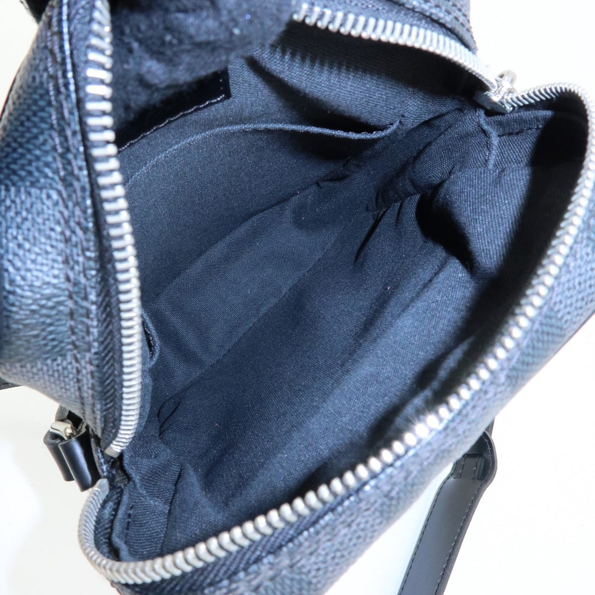 Louis Vuitton Rem Damier Graphite, Black, Canvas, Handbag