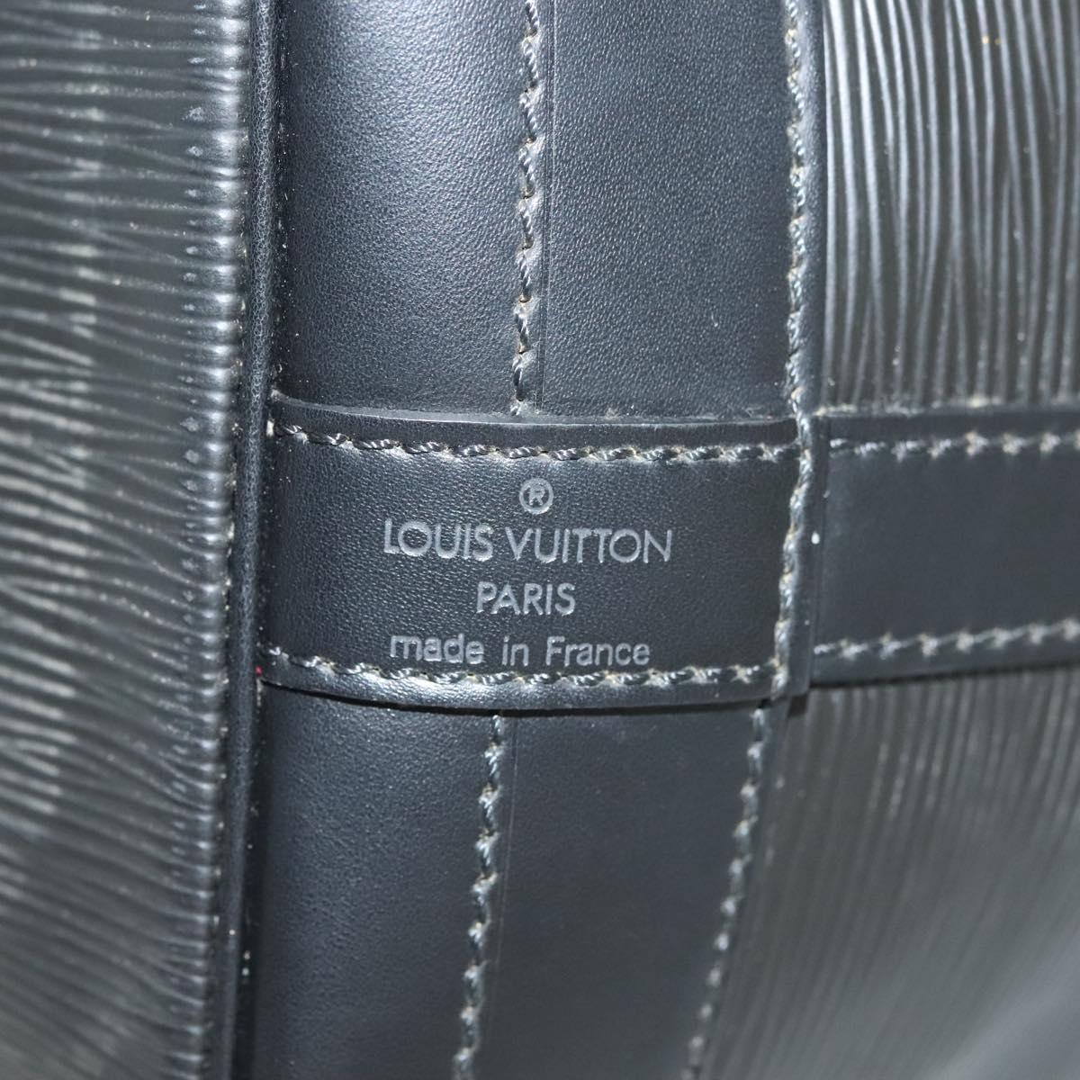 Louis Vuitton Noé, Black, Leather, shoulder