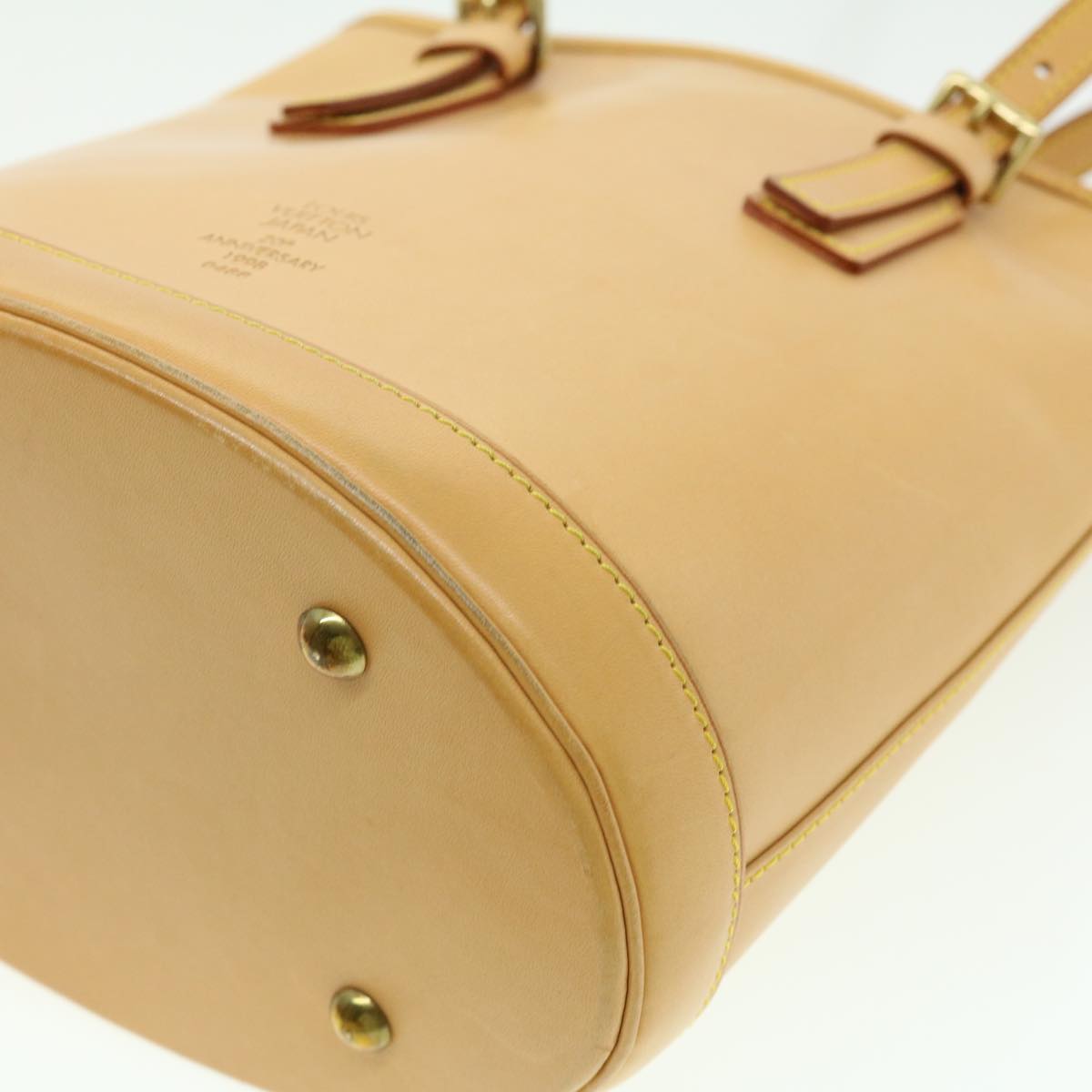 Louis Vuitton Bucket PM, Beige, Leather, shoulder