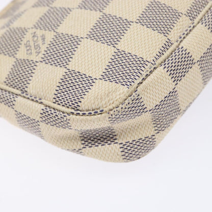 Louis Vuitton Pochette Accessoire, White, Canvas, clutch