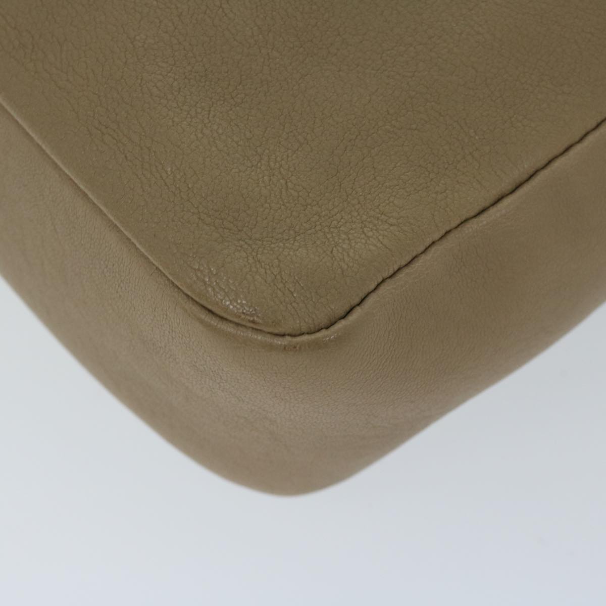 Saint Laurent Lou, Beige, Leather, shoulder