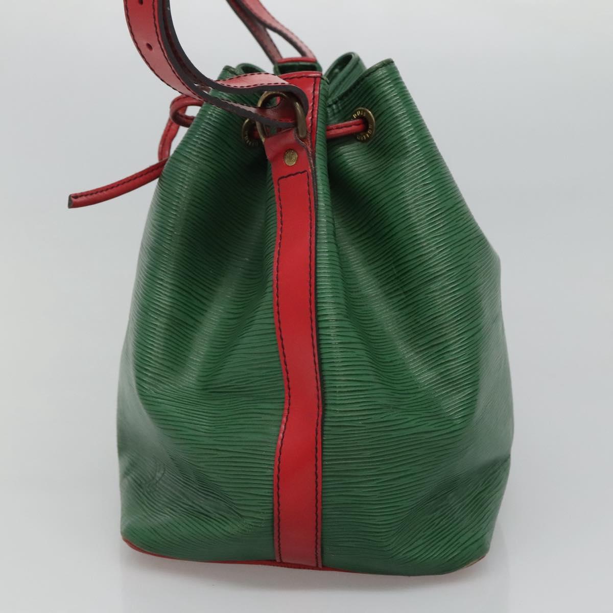 Louis Vuitton Noe, Green, Leather, shoulder