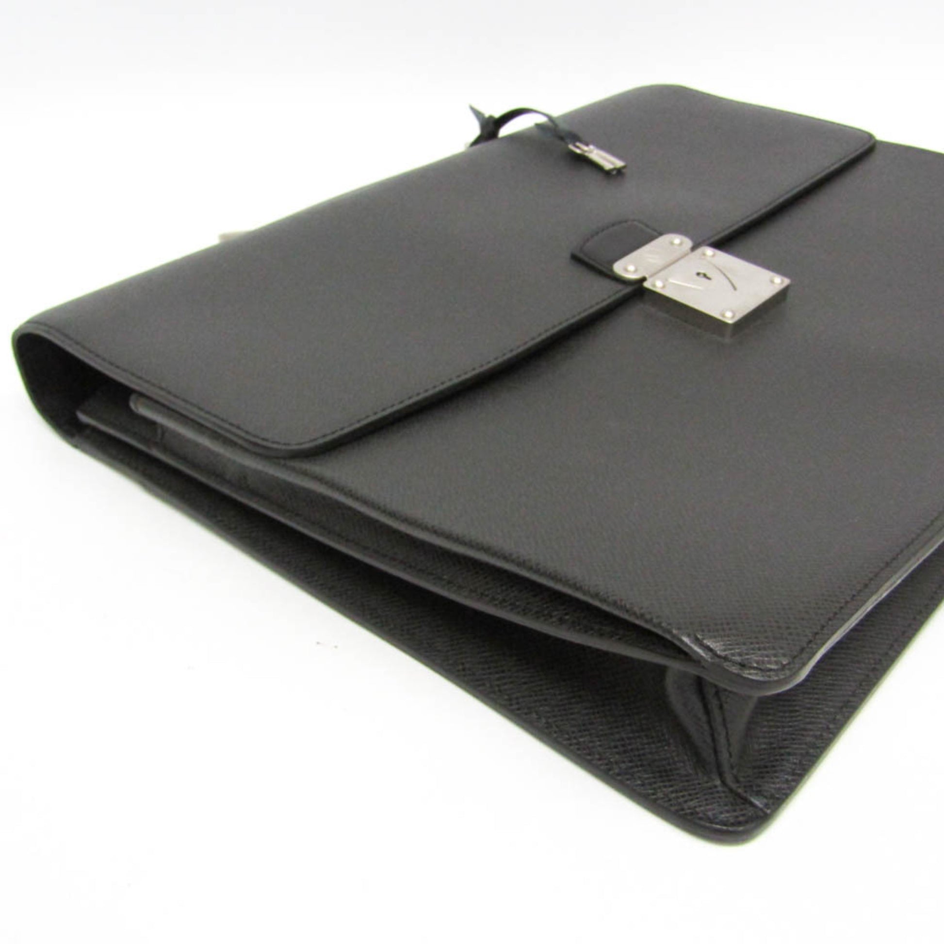 Louis Vuitton Robusto 1 Briefcase Taiga Leather, Black, Leather, Briefcase