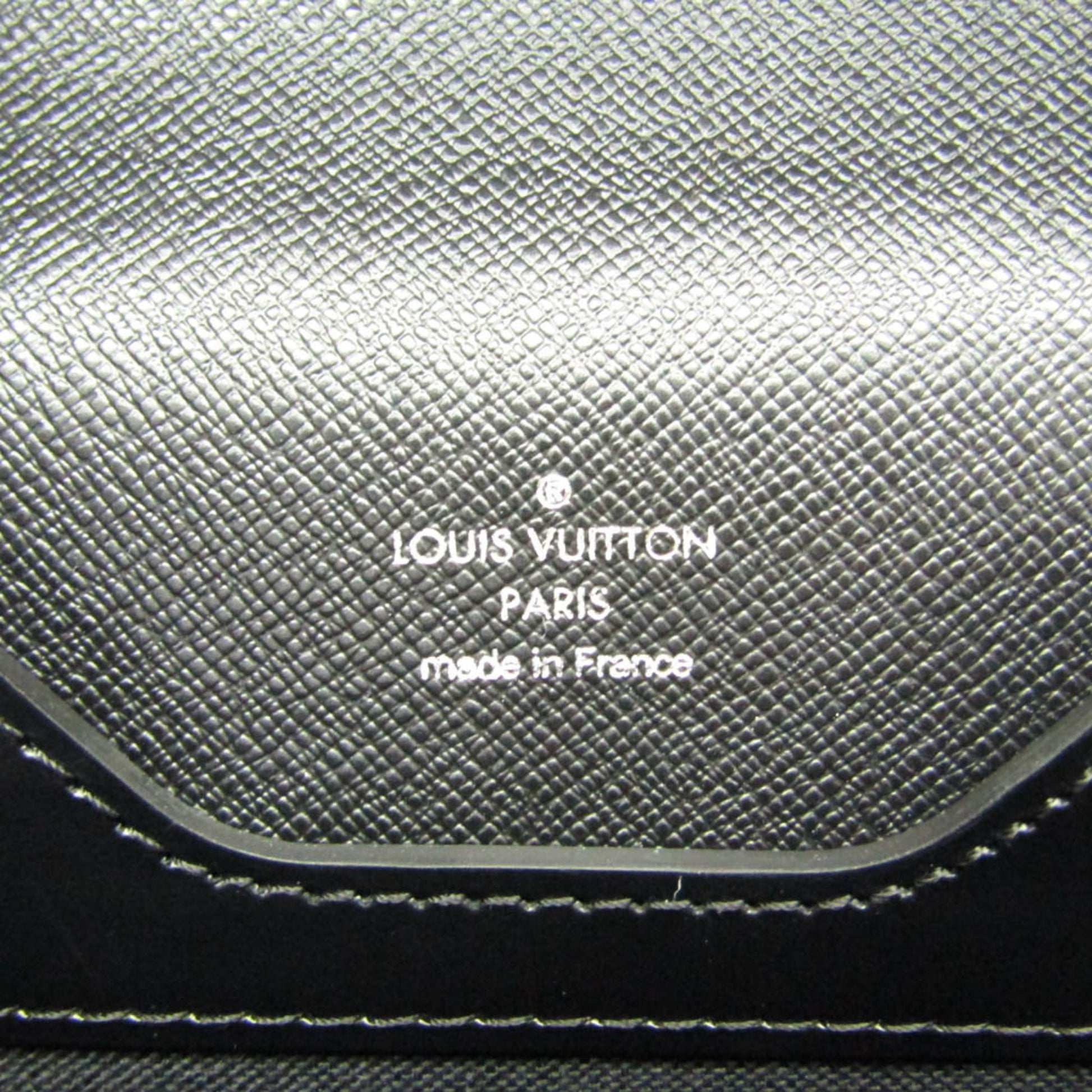 Louis Vuitton Robusto 1 Briefcase Taiga Leather, Black, Leather, Briefcase