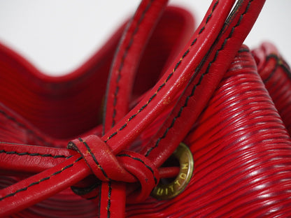 Louis Vuitton Petit Noe Epi Leather, Red, Leather, Handbag