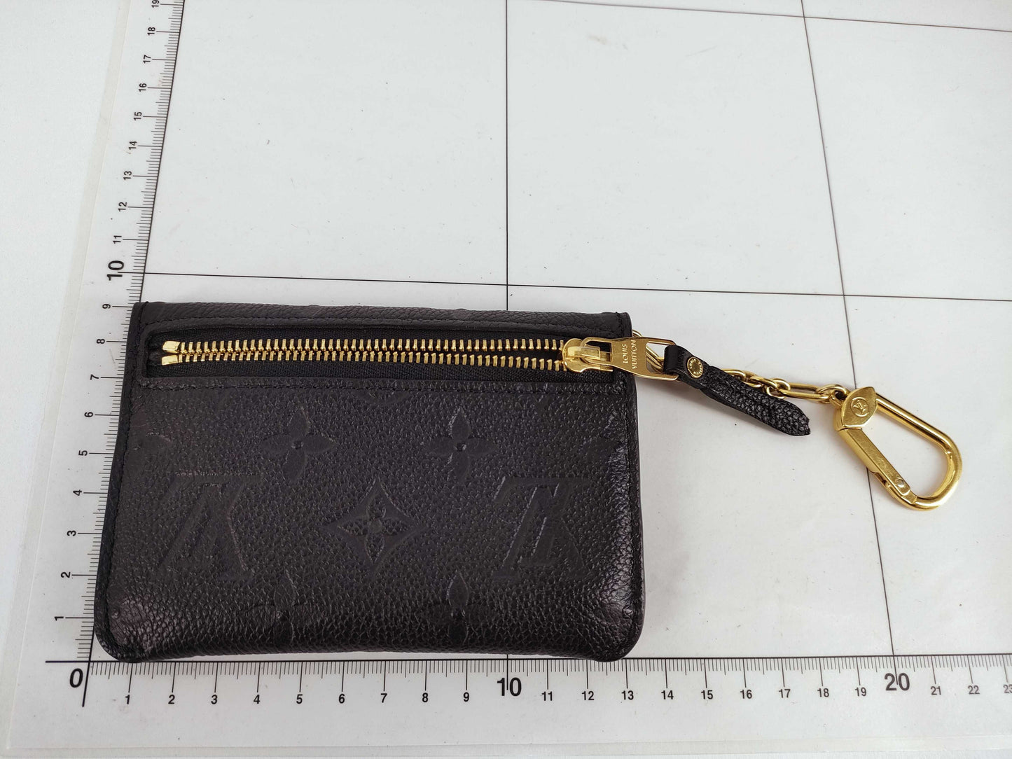Louis Vuitton Multi Pochette Accessoires Round Coin Purse Monogram Canvas, Neutral, Canvas, Clutch
