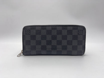 Louis Vuitton Nicolas Ghesquière Zippy Wallet Patent Monogram, Black, Canvas, Wallet