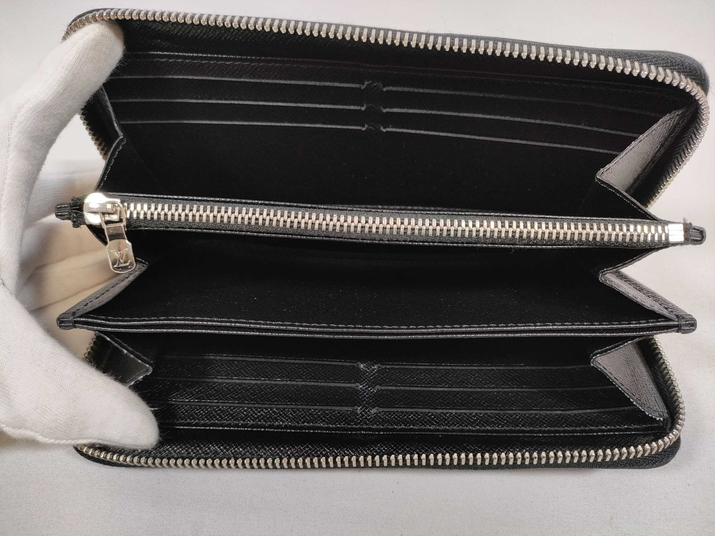Louis Vuitton Zippy Wallet Epi Leather Epi Leather, Black, Leather, Wallet