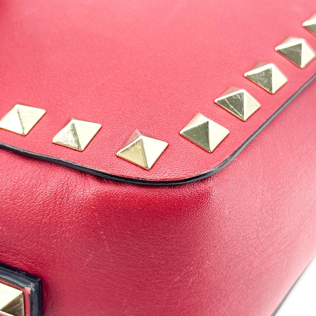 Valentino Garavani Rockstud Camera Leather, Red, Leather, Crossbody Bag