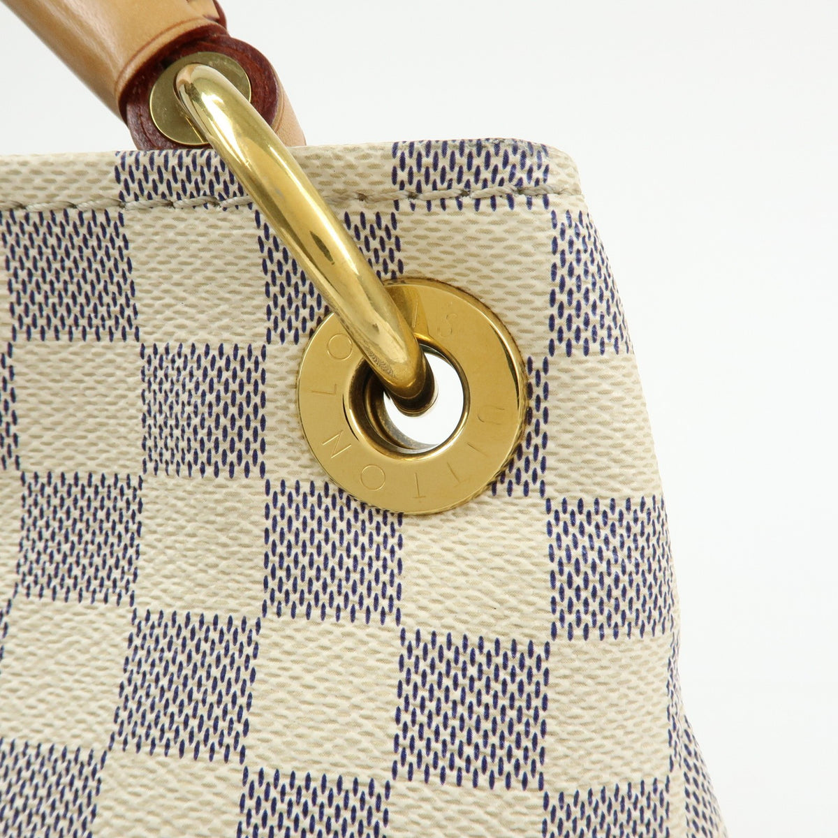 Louis Vuitton Artsy Damier, White, Canvas, Handbag